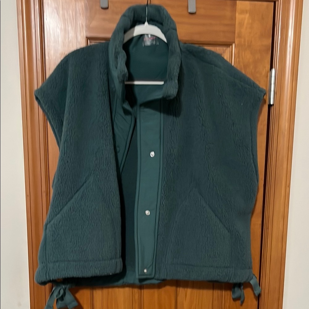 Dark Green Fleece Vest with Leaf Detail